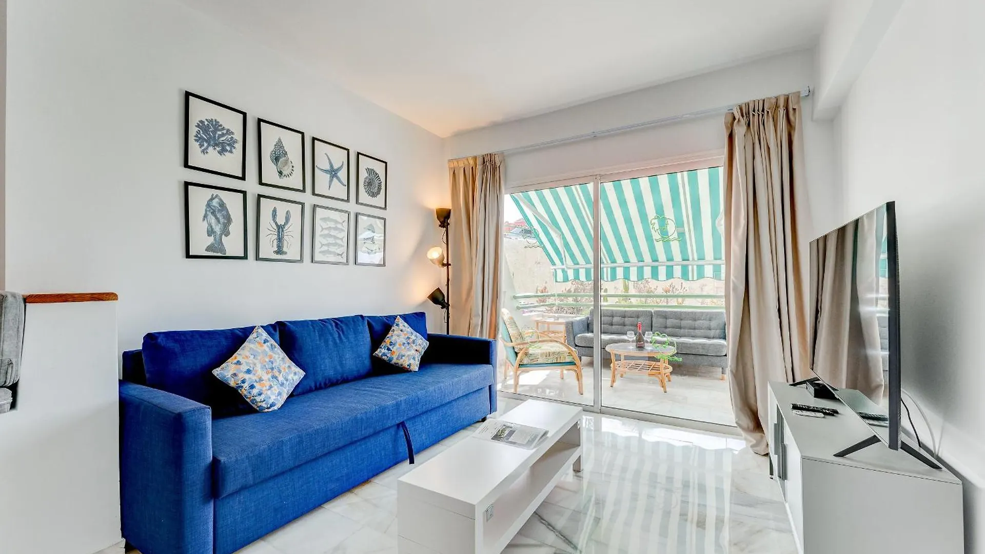 Graceful Brand New Studios In Altamira Costa Adeje  Apartment